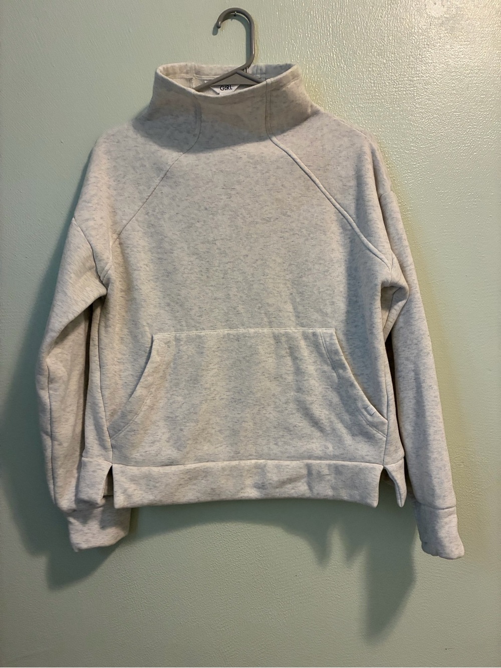 Athleta Light Heather Gray funnel neck Pullover Sweater. GIRLS XL